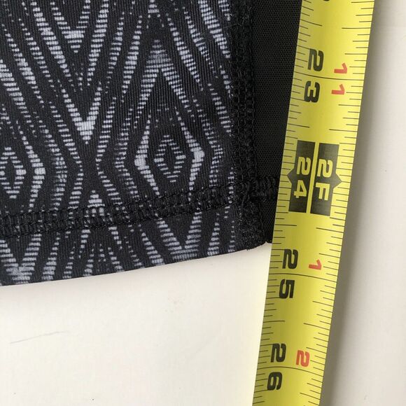 Athletic Works Women’s Black Geometric Leggings Size Medium - Picture 8 of 12